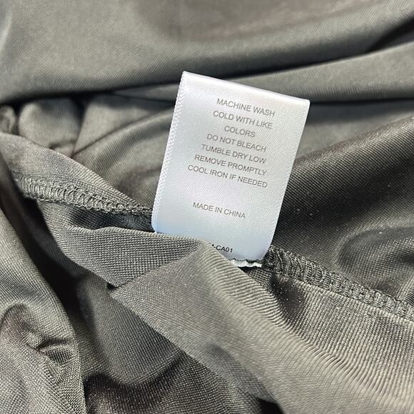 Chelsea and Violet black velvet and embroidered long sleeved dress, size xs - Picture 9 of 9